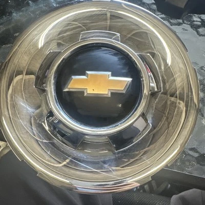 Хромированный центральный колпак колеса Chevrolet Avalanche Silverado Tahoe Suburban 1500 (1) - Изображение 1 из 4