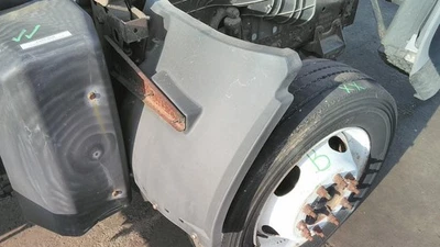 INTERNATIONAL CF500 FENDER EXTENSION 3673677 - Image 1 of 3