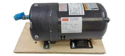 Dayton AC Gearmotor 4FDZ3 Parallel, Single Output Shaft, 288RPM, 69in-lb Torque - Image 1 of 4