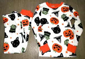 JUEGO DE 2 PIEZAS ROPA DE DORMIR HALLOWEEN NIÑOS TALLA 5T CARTERS GATOS FRANKENSTIEN BOMBA - Imagen 1 de 1