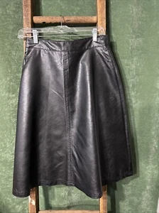 Neu mit Etikett Halogen A-Linie Lederrock schwarz Midi 2 - Bild 1 von 9