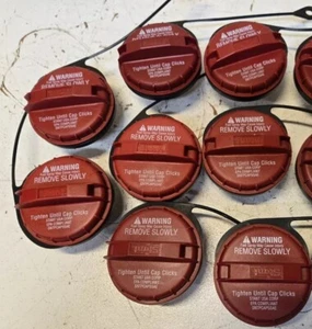 8 Quantity of Stant Pressure Vacuum Fuel Cap 10858 (8 Quantity) - Picture 1 of 7