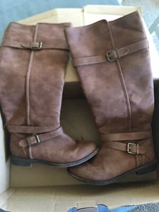 Womens Just Fab Calf Tall Riding Boots Low Heel Brown Buckle sz 8.5 - Picture 1 of 12