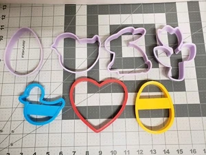 Tagliabiscotti Pasqua in plastica set 7 pezzi - Foto 1 di 10