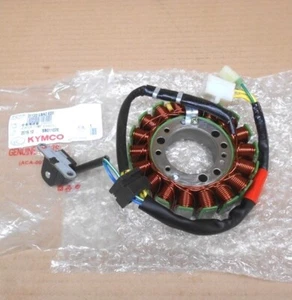Kymco Xciting 500 Stator Comp. Genuine 31120-LBA2-E00 (carburetor engine) - Picture 1 of 5