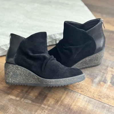 Botas femininas Aetrex tamanho 6-6.5 Kara ankle wedge couro camurça preta - Imagem 1 de 4
