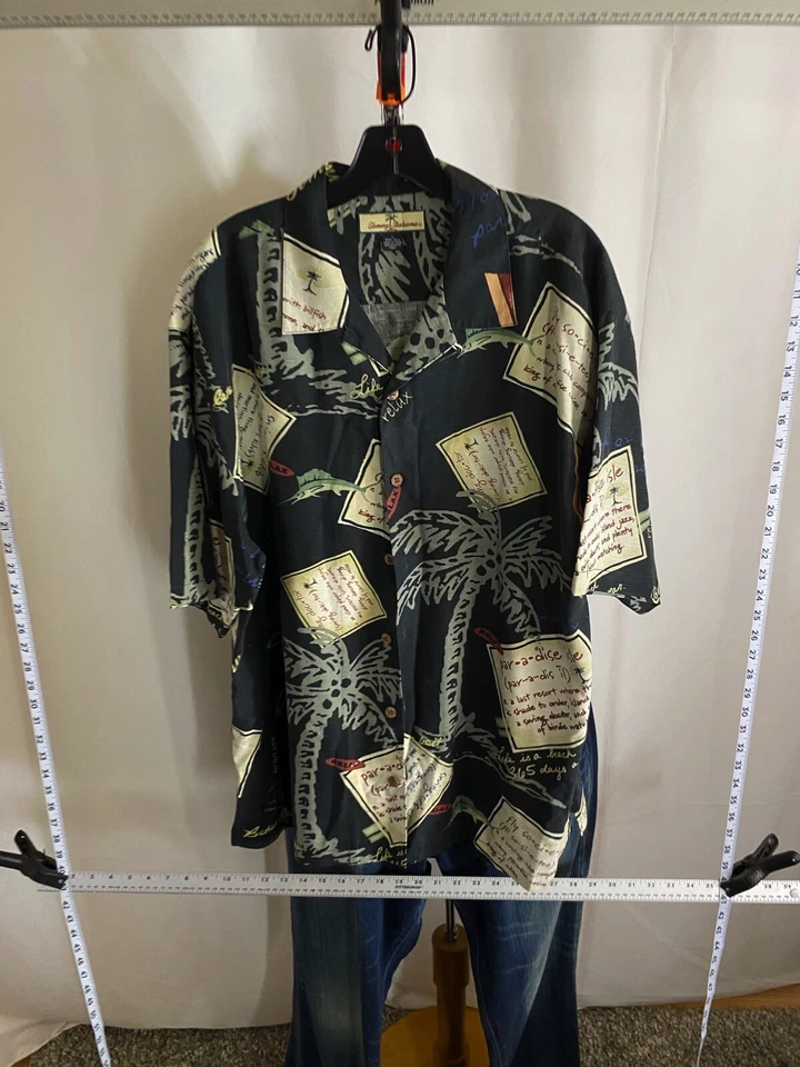 Tommy Bahama Silk Character Artwork Back Panel SHORT SLEEVE BUTTON UP SHIRT L - Image 1 of 4