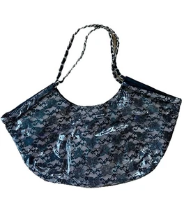 Murval Vinyl Hobo Bag schwarz Spitzenmuster Kettengriffe Beuteltasche Schultertasche Handtasche - Bild 1 von 14