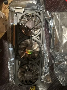 Gigabyte WindForce R9 270X 2GB - Picture 1 of 2