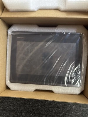 Schneider HMIST6500 10” Wide Colour Touch Screen - Image 1 of 3