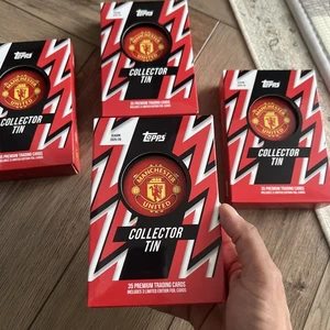 2025/26 Topps Manchester United Collector Tin Factory Sealed - Picture 1 of 8