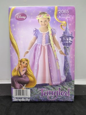 PATRÓN DE COSTURA Simplicity 2065 DISNEY RAPUNZEL ENREDADO Niñas Talla 3-8 Disfraz Foto 1 de 3