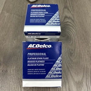 New AC Delco 41-962 Platinum Spark Plugs GENUINE 41962 AC DELCO Setof 8 US STOCK - Picture 1 of 5