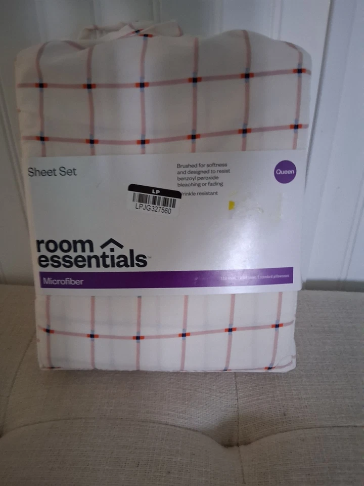 Room Essentials Queen Microfiber Sheet Set - Image 1 of 1