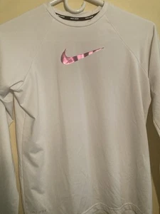 NIKE Dry-Fit BADESHIRT Mädchen Gr. XL UPF 40 PINK SWISH Top Zustand - Bild 1 von 8