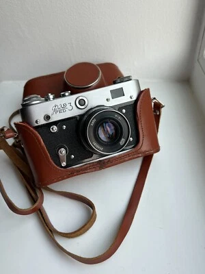 Vintage camera FED-3 USSR Soviet lens Industar I-61 2.8/52 - Image 1 of 4