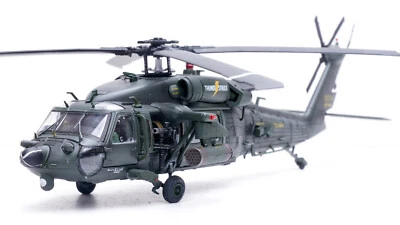 Panzerkampf 1:72 US Army MH-60L Black Hawk Medium Lift Helicopter, PZK14056PC - Image 1 of 4