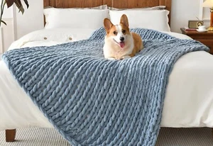 Feabuccy weiche Grobstrickdecke, 40x50" dickes Chenille Garn Überwurf, luftig blau - Bild 1 von 3