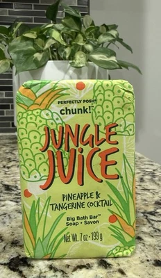 Manteca corporal en trozo de jugo Perfectly Posh “Jungle” Foto 1 de 2