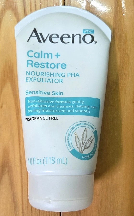 AVEENO CALM + RESTORE NOURISHING PHA EXFOLIATOR FRAGRANCE FREE 4oz - Image 1 of 1