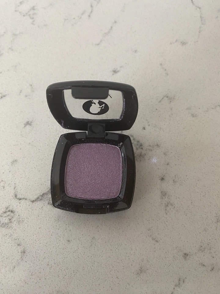 Too Faced  Single Eyeshadow- Trixie -   Hard To Find - Image 1 of 1