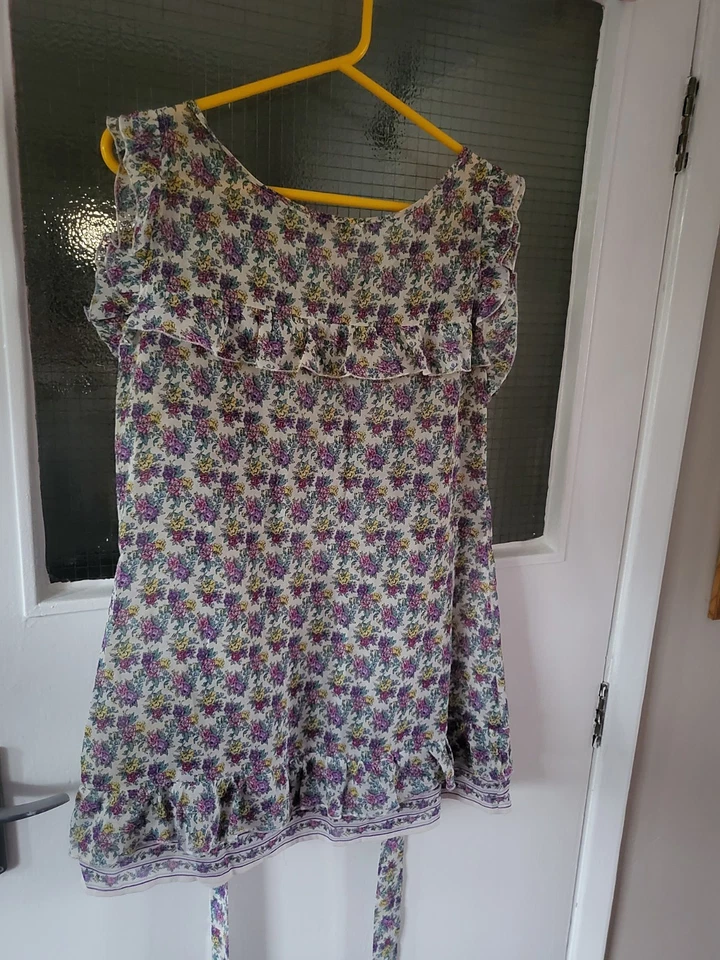 Vintage 00s pretty ruffle floral blouse size 16 boho hippie retro whimsy ditsy - Image 1 of 4