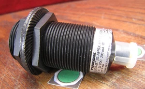 Sensor de proximidad inductivo Turck 10-30v DC 200 mA 10mm Bi10-MT30-AP6X-H1141/S34 - Imagen 1 de 3