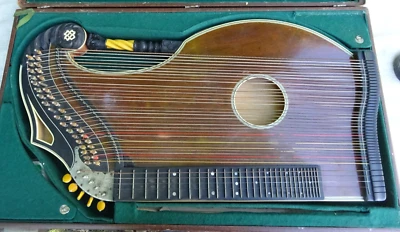 Vintage Zither Air Resonance Harp Zither - Image 1 of 4