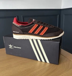 ADIDAS WALES BONNER SL72 MAGLIA SL 72 MARRONE IE1664 - TAGLIA UK 7,5 - NUOVA CON ETICHETTE E SCATOLA - Foto 1 di 11