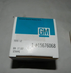 1992-94 Chevy Blazer Suburban Tahoe CK trasero qtr raya superior transfr 15676068 - Imagen 1 de 4