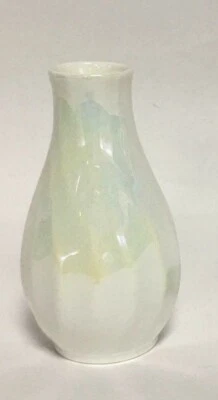 Jarrón botella perfume Wedgwood Lustreware hueso iridiscente China remolino mediano 3,5" nuevo Foto 1 de 4