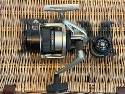 Abu Garcia CD 3000 S4 Reel & Spare Spool, Quality Suveran Centre Drag Design - Image 1 of 4