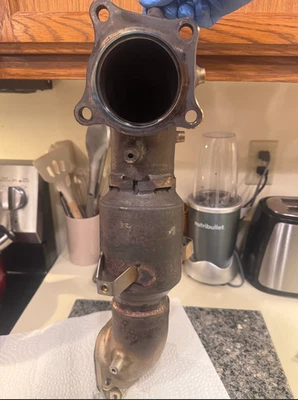 2022+ PRL Honda Civic 1.5T tubo de bajada de alto volumen (catted) Foto 1 de 4