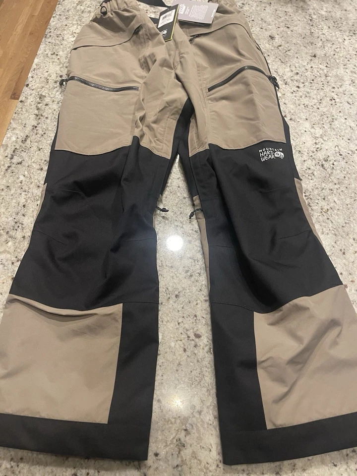 MOUNTAIN HARDWEAR FIRST TRACK SKI PANTS NWT MENS XL RET$250 RECCO - Image 1 of 4