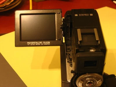 JVC GR-DVP 7 Camcorder Videokamera Digital Camera Filmkamera 200x Digitaler Zoom - Bild 1 von 4