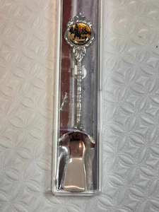 Waitomo Caves New Zealand Vintage Souvenir Spoon - Picture 1 of 2