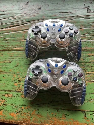 Pair Of Intec Wireless PlayStation 2 PS2 Controllers No Dongles - Image 1 of 4