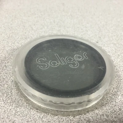 Soligor PL Polar 49mm Camera Lens Filter w/ Instruction Sheet Made in Japan - Image 1 of 4