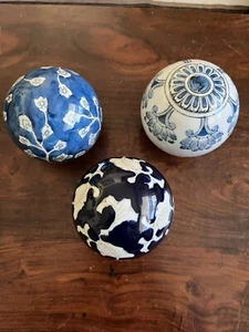 3 Chineserie Porcelain Carpet Balls  Cobalt Blue and White Different Design. - Picture 1 of 4