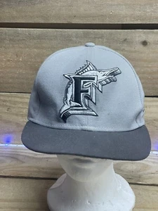 Florida Marlins Hat Cap Fitted Mens 7 1/4 Gray Black New Era MLB Baseball - Picture 1 of 7