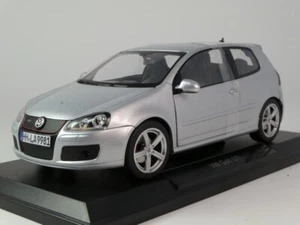 Norev Volkswagen Golf GTI Pirelli Plata 2007 1/18 188425 - Imagen 1 de 3