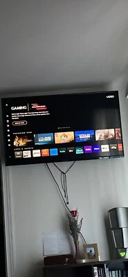 VIZIO D32H-G9 32 inch 720p HD LED TV - Image 1 of 2