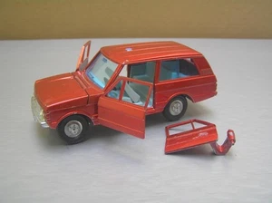 Dinky Toys 195 Range Rover Fire Chief Car  made in England EXC but missing siren - Picture 1 of 12