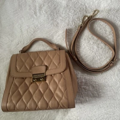 Linda Cartera Vera Bradley Mini Stella Cuero Desnudo  Foto 1 de 4