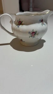 Karolina/Favolina Fine China Floral Gold Trimmed Creamer, Made in Poland - Picture 1 of 5