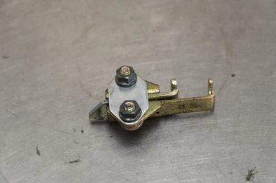 01-05 YAMAHA FZ1 REAR PASSENGER SEAT LATCH LOCK ASSEMBLY 4BP-24780-00-00 - Image 1 of 4