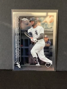 2025 Topps Chrome Base Luis Robert Jr. Chicago White Sox #177 - Picture 1 of 2