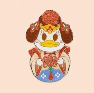 Auténtico Pin Shanghai Disney 2025 Año Nuevo Pato Margarita Dibujos Animados Insignia Regalo - Imagen 1 de 1