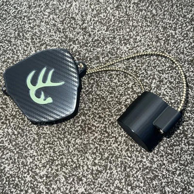 Tapas de mira Burris Oracle X impresas en 3D con efectos de fibra de carbono con asta verde  Foto 1 de 4