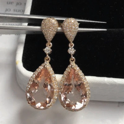 Pendientes de compromiso colgantes de morganita rosa con diamantes naturales de oro amarillo sólido de 14K Foto 1 de 4